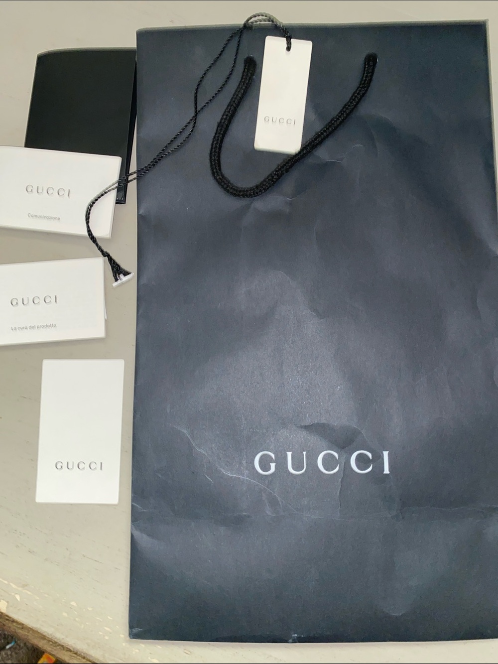 Like new Gucci 15” bag, with authenticity papers & receipt